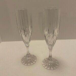 Elegant Crystal Champagne Flutes (Park lane)